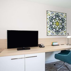 Wellness Queen Room